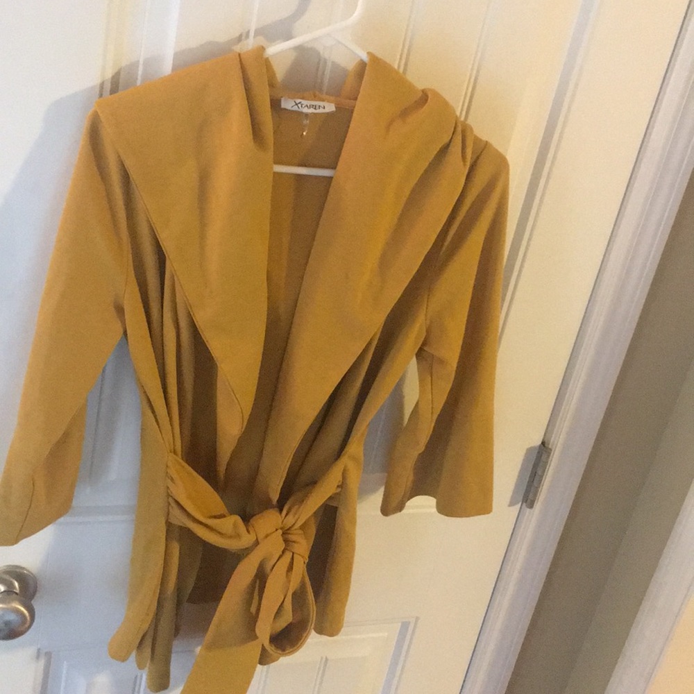 new mustard color large jacket